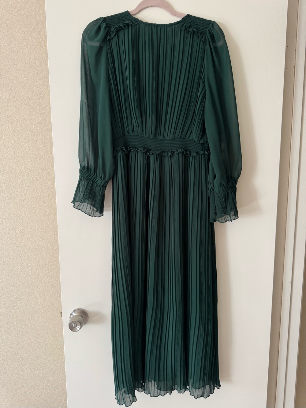 Zara Sheer Sleeve Forest Green Pleated V-Neck Maxi Dress - Picture 7 of 7